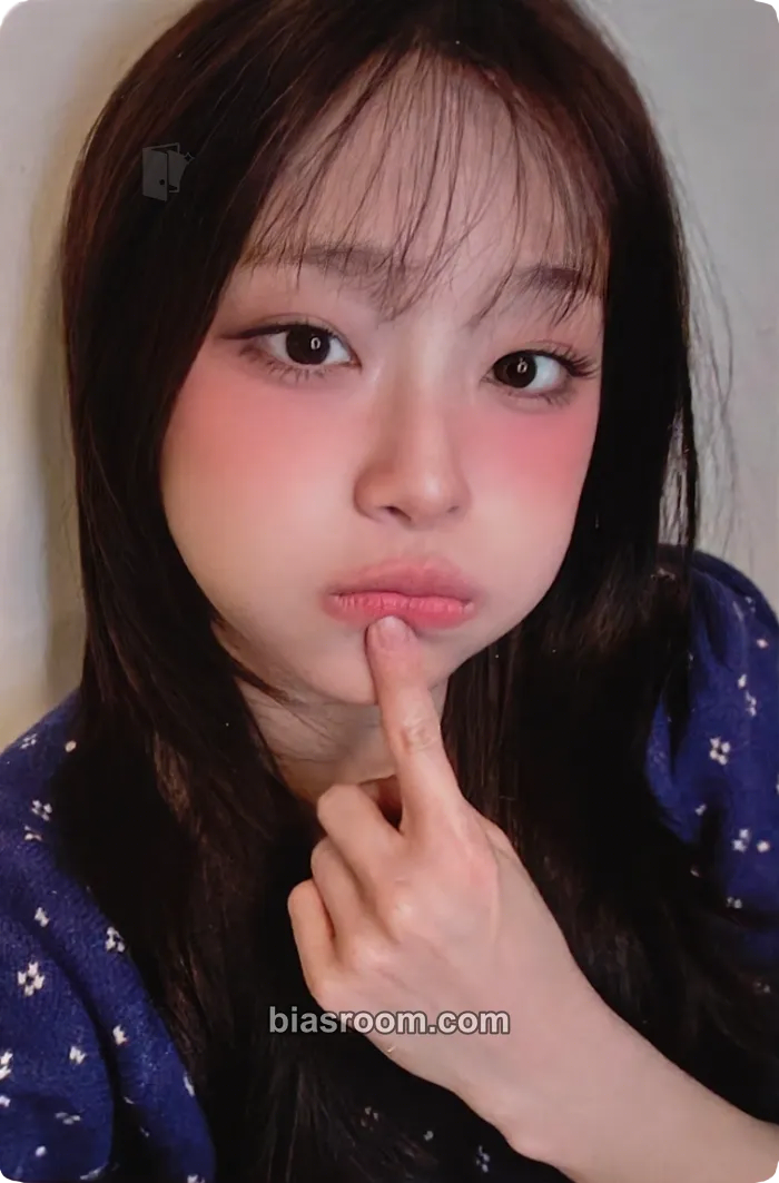 Chuu KKOTI 3rd Membership Photocard - Chuu K-pop photocard
