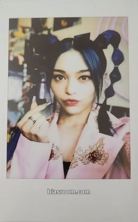 AleXa AleXa Light Wand Photocard - Kim Seri - Kim Seri K-pop photocard