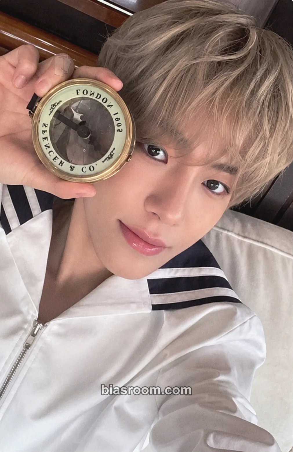 Song Seungho 2026 Season’s Greetings Photocard - CLOSE YOUR EYES - CLOSE YOUR EYES K-pop photocard
