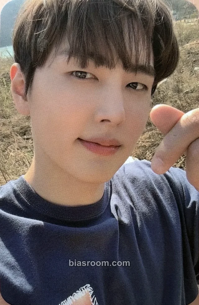 SF9 - Jaeyoon - 1st Photo Book [L'Amité] Other photocard set photobook inclusion