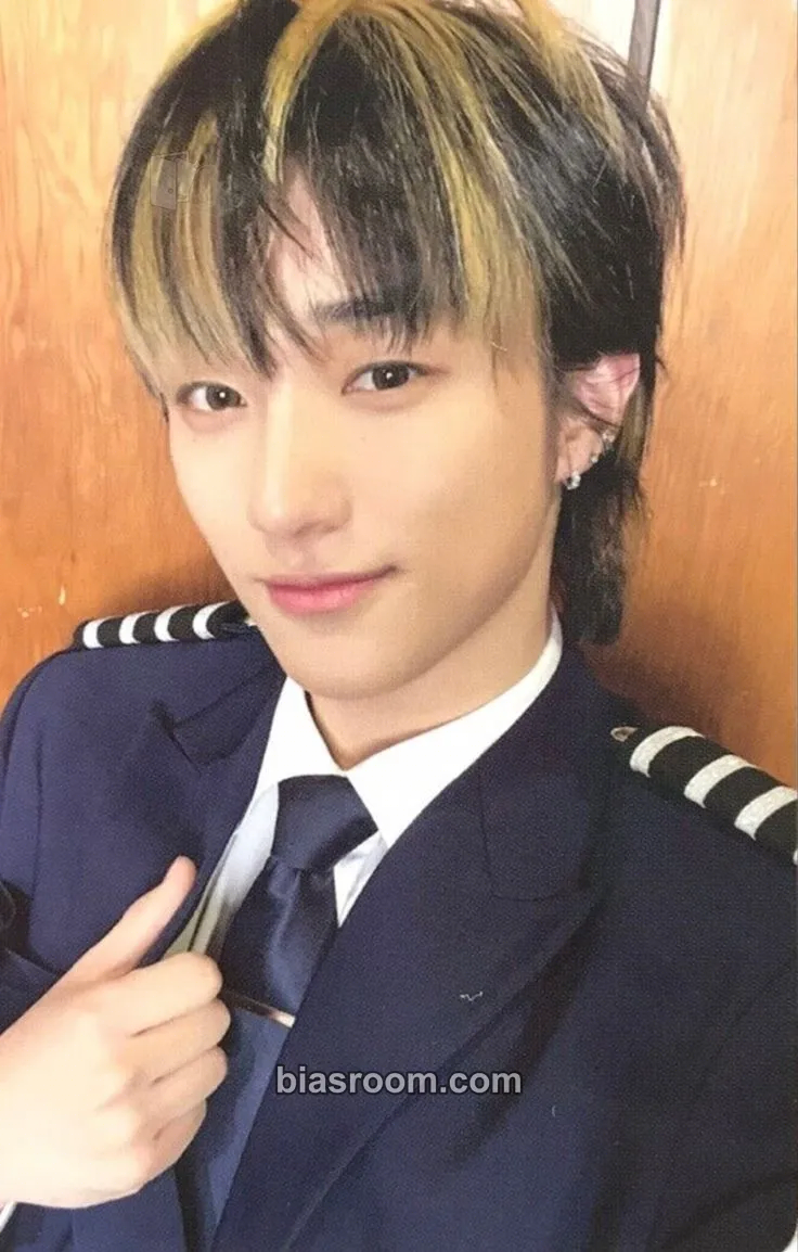 Oh Junseok The Beginning : 飛上 Photocard - ATBO - ATBO K-pop photocard