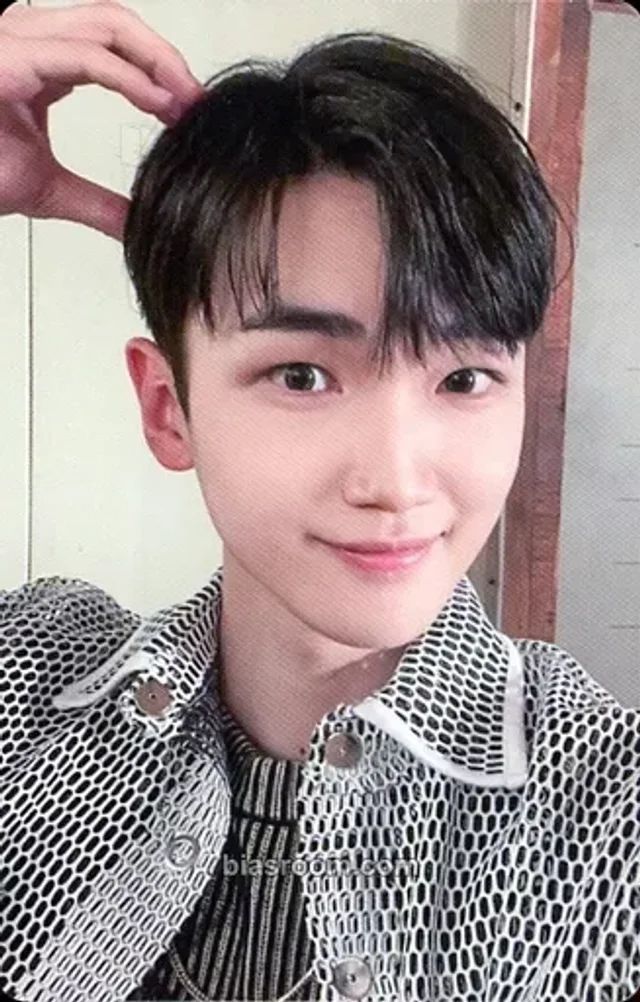 ATBO - Kim Yeonkyu - The Beginning : 開花 Album limited edition album photocard
