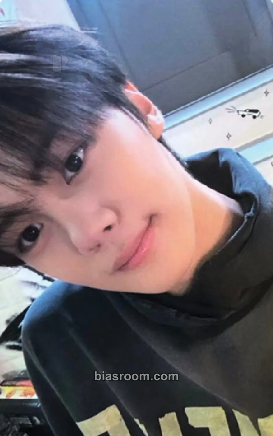 Gyuvin Youth in the Shade Photocard - ZEROBASEONE - ZEROBASEONE K-pop photocard