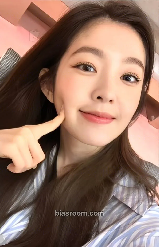 Irene Cosmic Photocard - Red Velvet - Red Velvet K-pop photocard