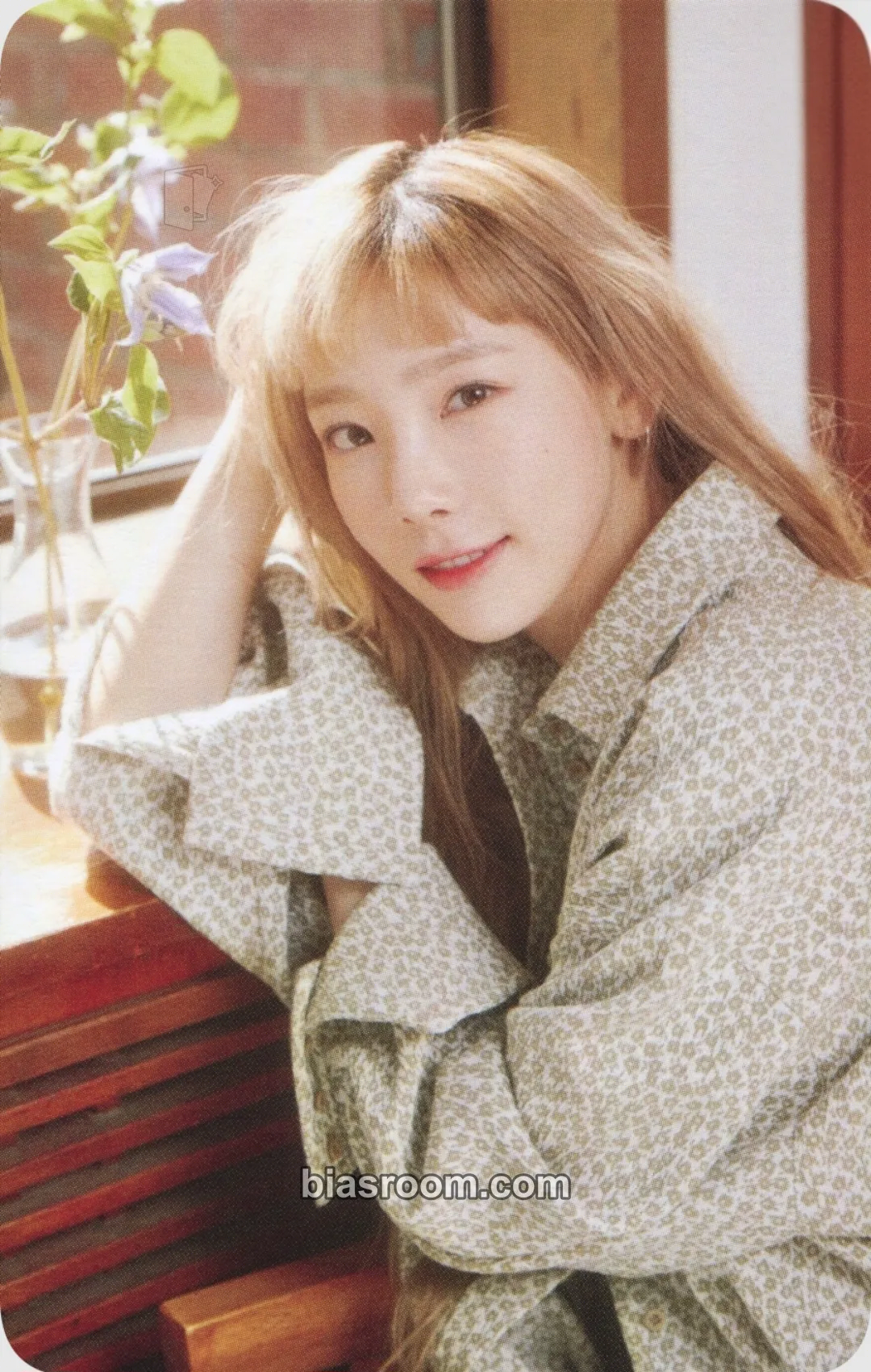 Taeyeon Inside - TAEYEON with SONE fanmeeting Photocard - Taeyeon K-pop photocard
