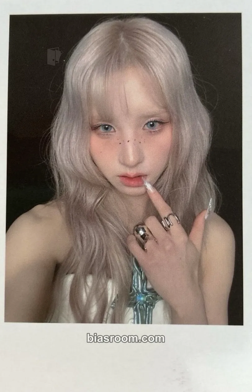 HeeJin Dall Photocard - ARTMS - ARTMS K-pop photocard