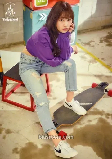 Sana Twice 2nd Tour: Twiceland Zone 2 – Fantasy Park Photocard - TWICE - TWICE K-pop photocard