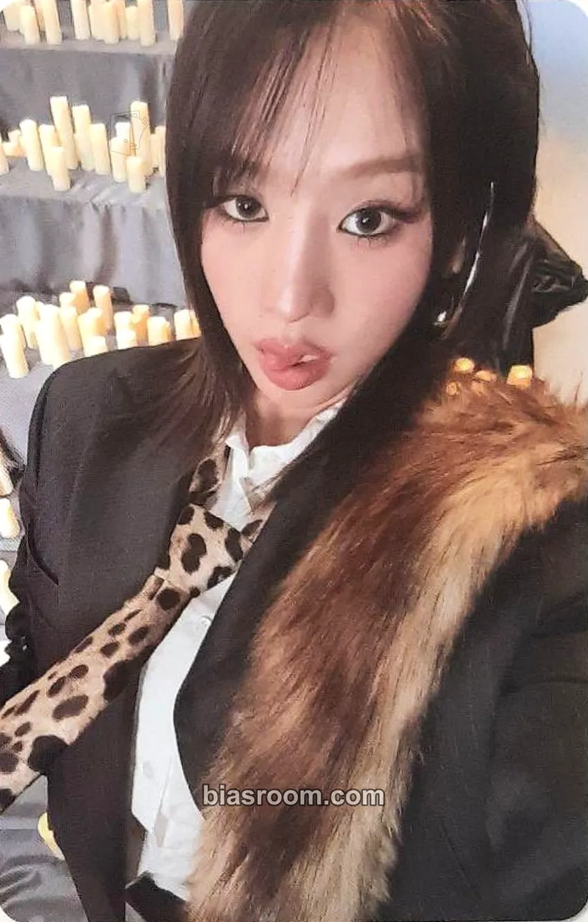 Natty Who Is She Photocard - KISS OF LIFE - KISS OF LIFE K-pop photocard