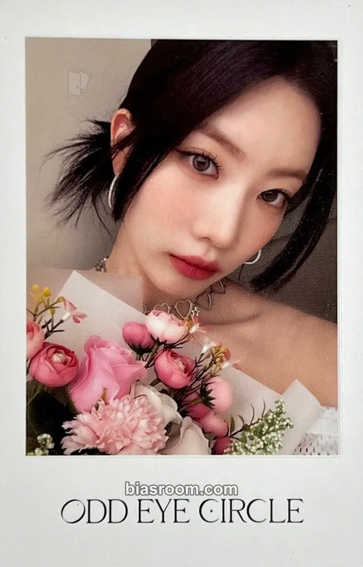 Kim Lip Version Up Photocard - ARTMS - ARTMS K-pop photocard