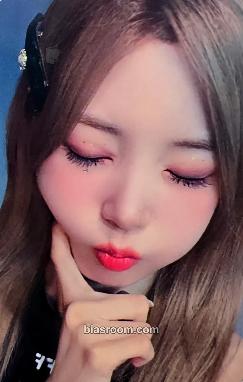 Yeonhee 7+Up Photocard - EL7Z UP - EL7Z UP K-pop photocard
