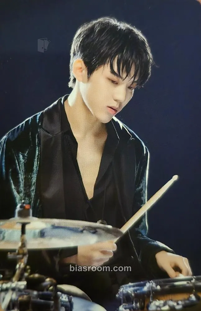 Dowoon 'The Book of Us: Entropy' POP UP STORE Photocard - DAY6 - DAY6 K-pop photocard