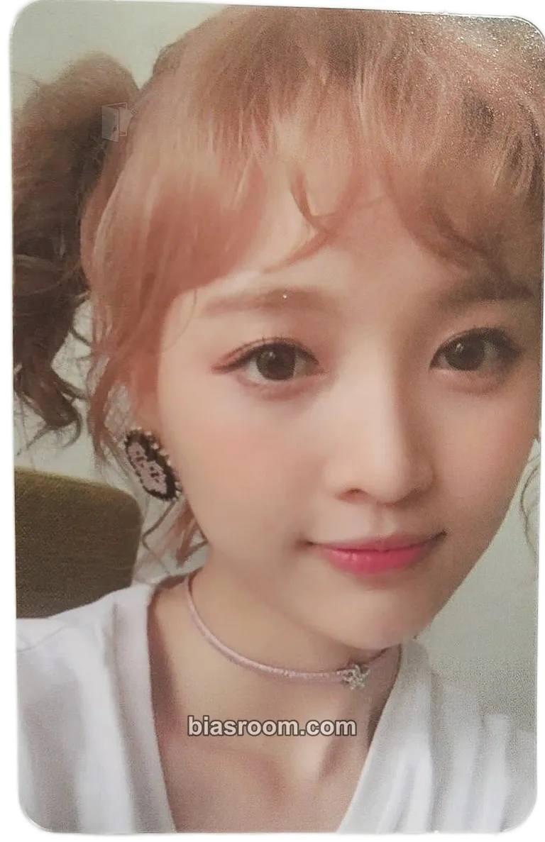 Xuan Yi Happy Moment Photocard - WJSN - WJSN K-pop photocard