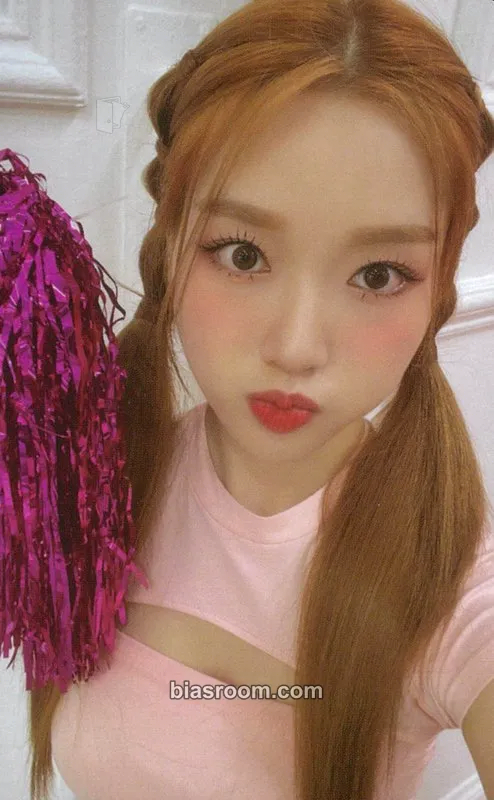 Go Won 2023 Season's Greetings Photocard - LOONA - LOONA K-pop photocard