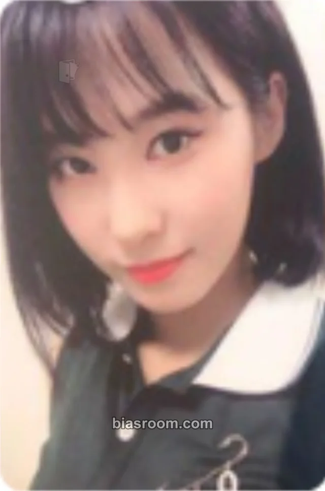 PRISTIN - Yuha (Gyeongwon) - Schxxl Out Album broadcast