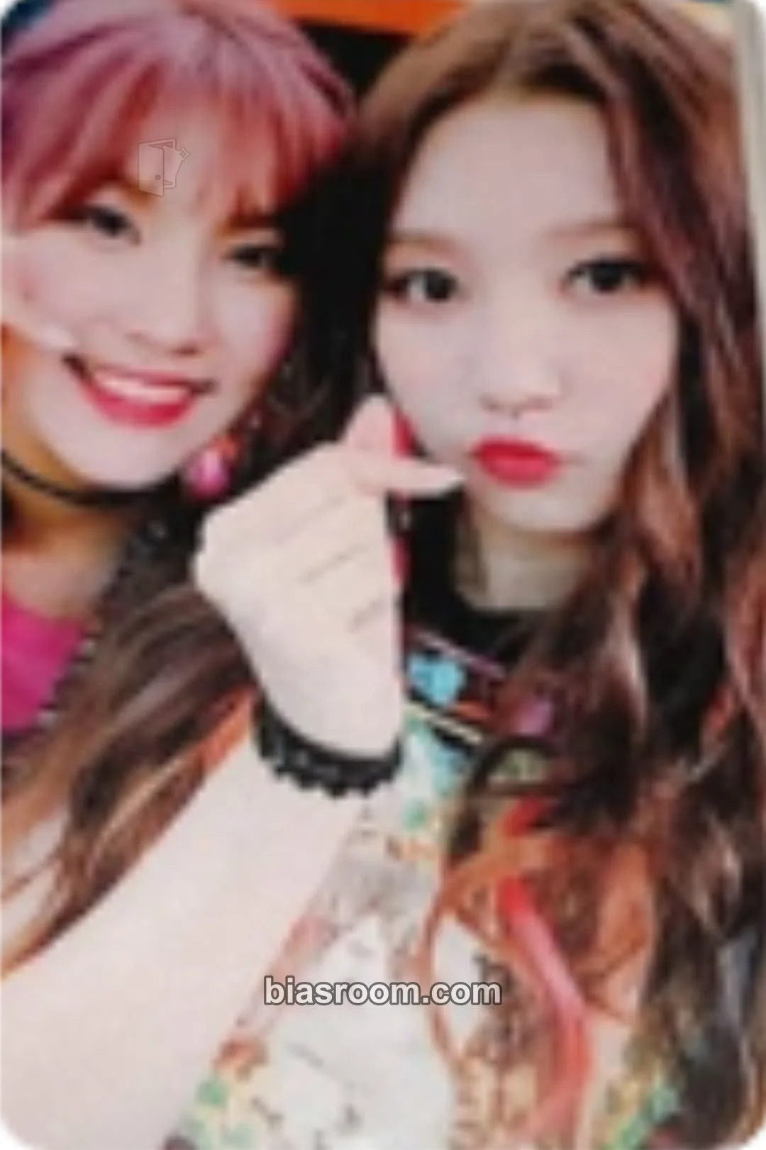 Schxxl Out Photocard - PRISTIN - PRISTIN K-pop photocard