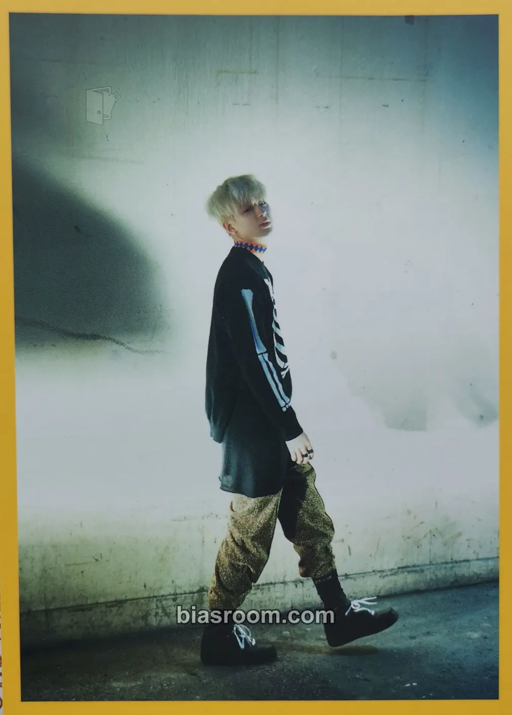 Song iKON CONTINUE TOUR (2018) Photocard - iKON - iKON K-pop photocard