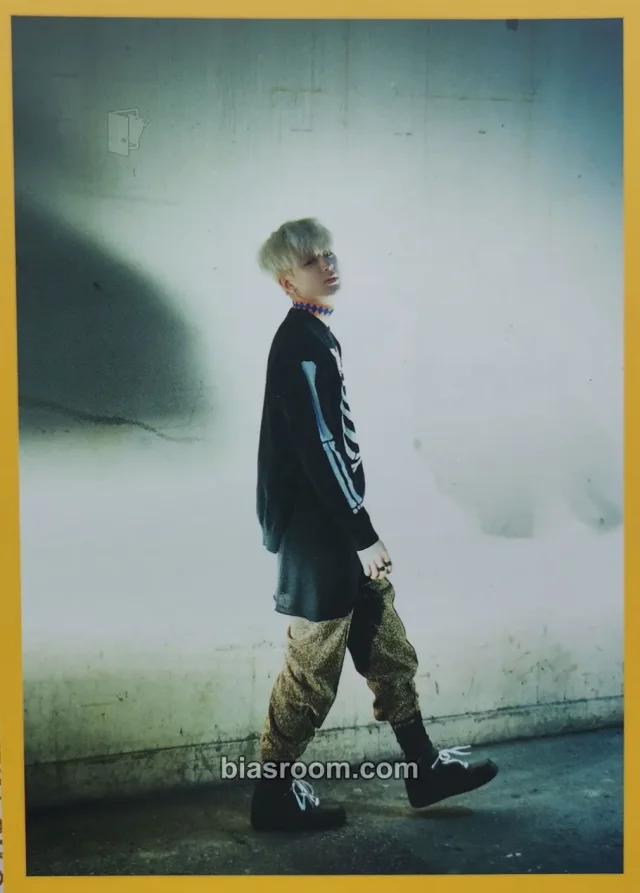 iKON - Song - iKON CONTINUE TOUR (2018) Event B version merch inclusion item set postcard