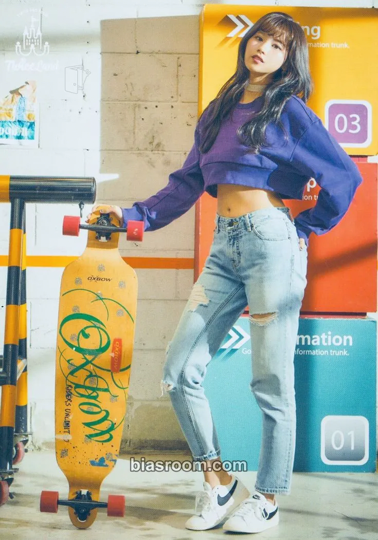 Sana Twice 2nd Tour: Twiceland Zone 2 – Fantasy Park Photocard - TWICE - TWICE K-pop photocard