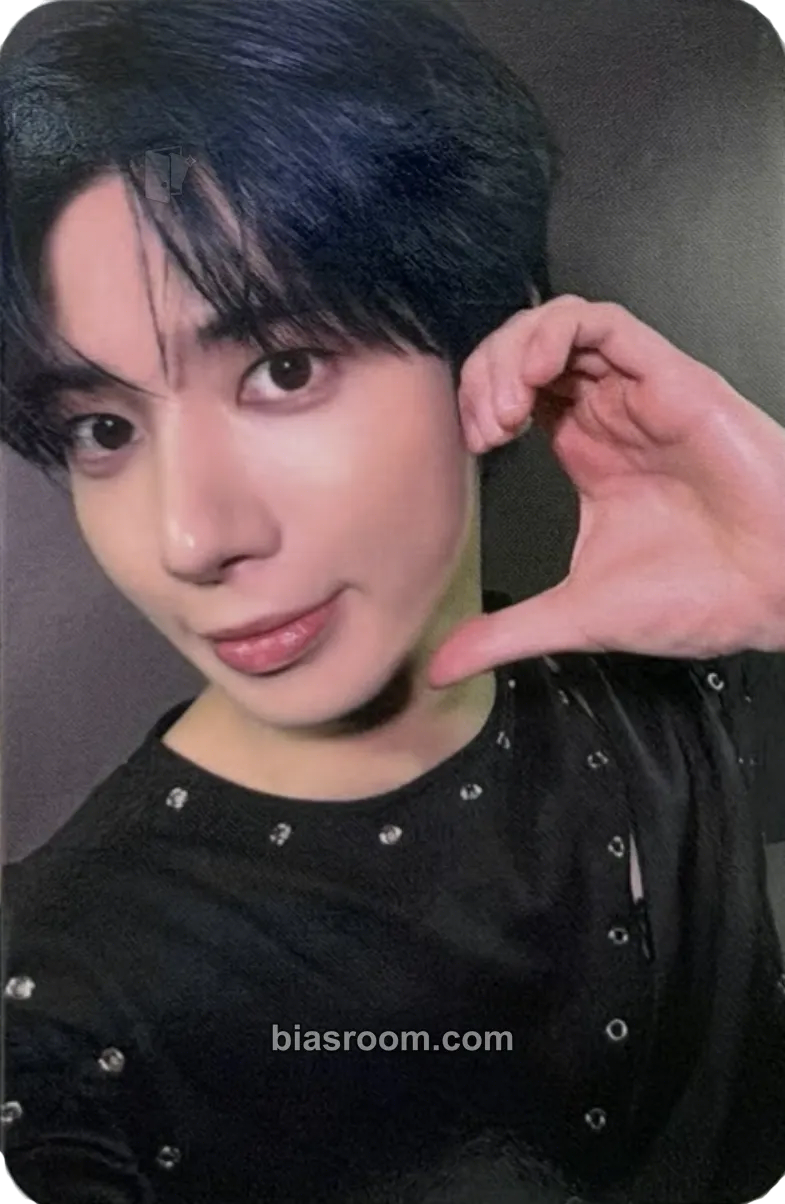 Taehyun Act: Tomorrow Photocard - TOMORROW X TOGETHER - TOMORROW X TOGETHER K-pop photocard