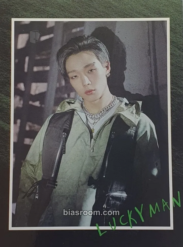 Bobby Lucky Man (Bobby Solo) Photocard - iKON - iKON K-pop photocard