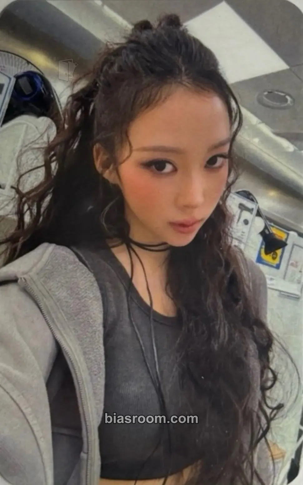 Narin BURNING UP Photocard - MEOVV - MEOVV K-pop photocard