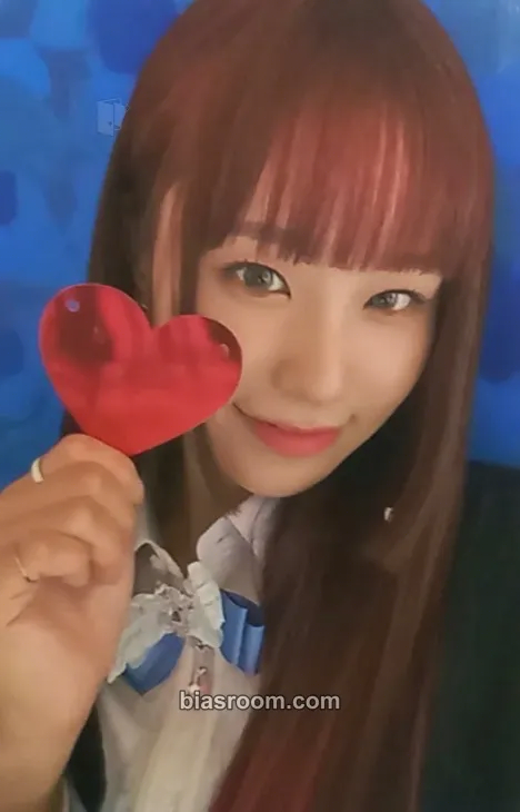 Yura Hello, World! Code: J Photocard - UNICODE - UNICODE K-pop photocard
