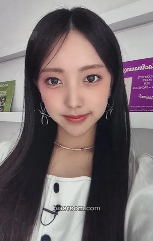 UNICODE - Erin - Hello, World! Code: J Album amuze records video call (fancall) round 2