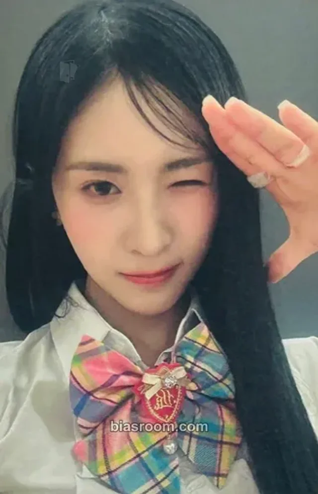 UNICODE - Mio - Hello, World! Code: J Album million music fansign