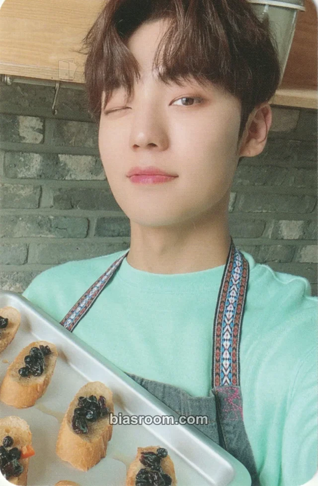 Kang Yuchan A.C.E 2022 Season's Greetings: A.C.E Company K-pop photocard