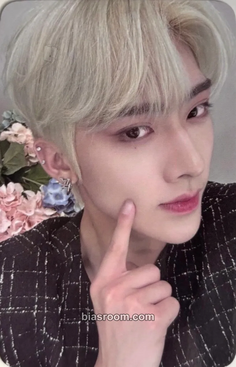 Ricky Youth in the Shade Photocard - ZEROBASEONE - ZEROBASEONE K-pop photocard