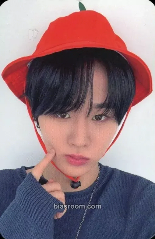 Ji Yunseo LOVE ANECDOTE(S) Photocard - EVNNE - EVNNE K-pop photocard