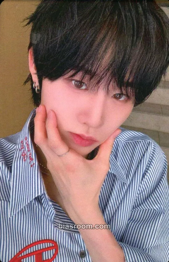 Ji Yunseo LOVE ANECDOTE(S) Photocard - EVNNE - EVNNE K-pop photocard