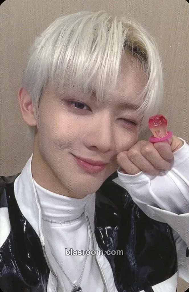 Seungeon Un: SEEN Photocard - EVNNE - EVNNE K-pop photocard
