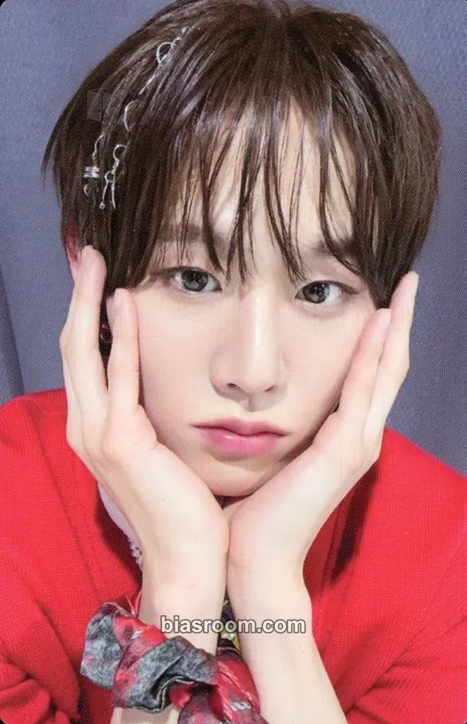 Ji Yunseo HOT MESS Photocard - EVNNE - EVNNE K-pop photocard