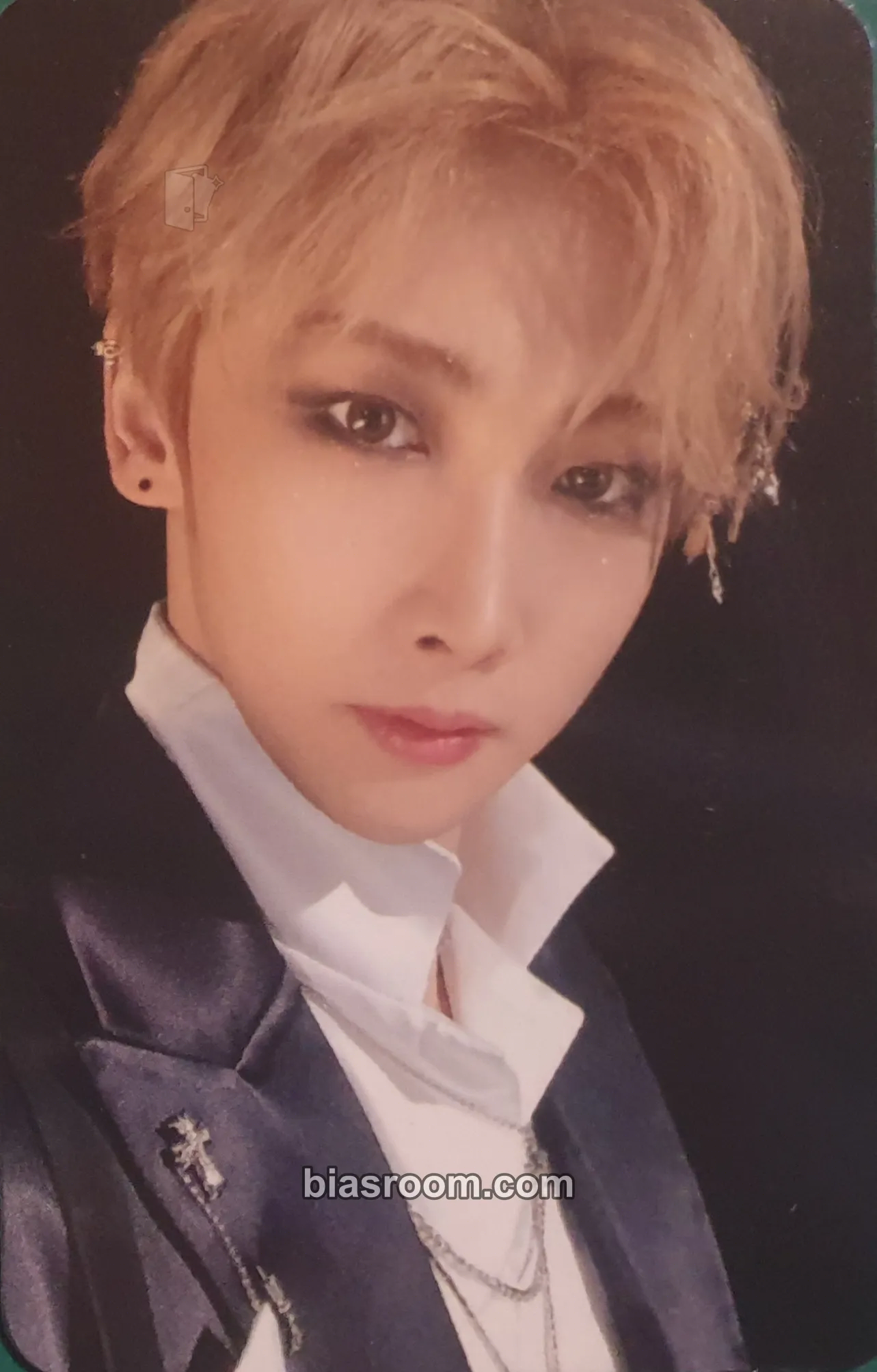 Hoyoung Series 'O' Round 1 : Hall Photocard - VERIVERY - VERIVERY K-pop photocard