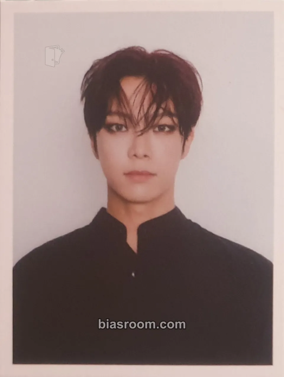 Dongheon Series 'O' Round 1 : Hall Photocard - VERIVERY - VERIVERY K-pop photocard