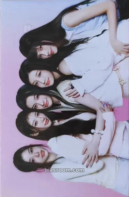 ILLIT LIVE ‘PRESS START♥︎︎︎’ Photocard - ILLIT - ILLIT K-pop photocard