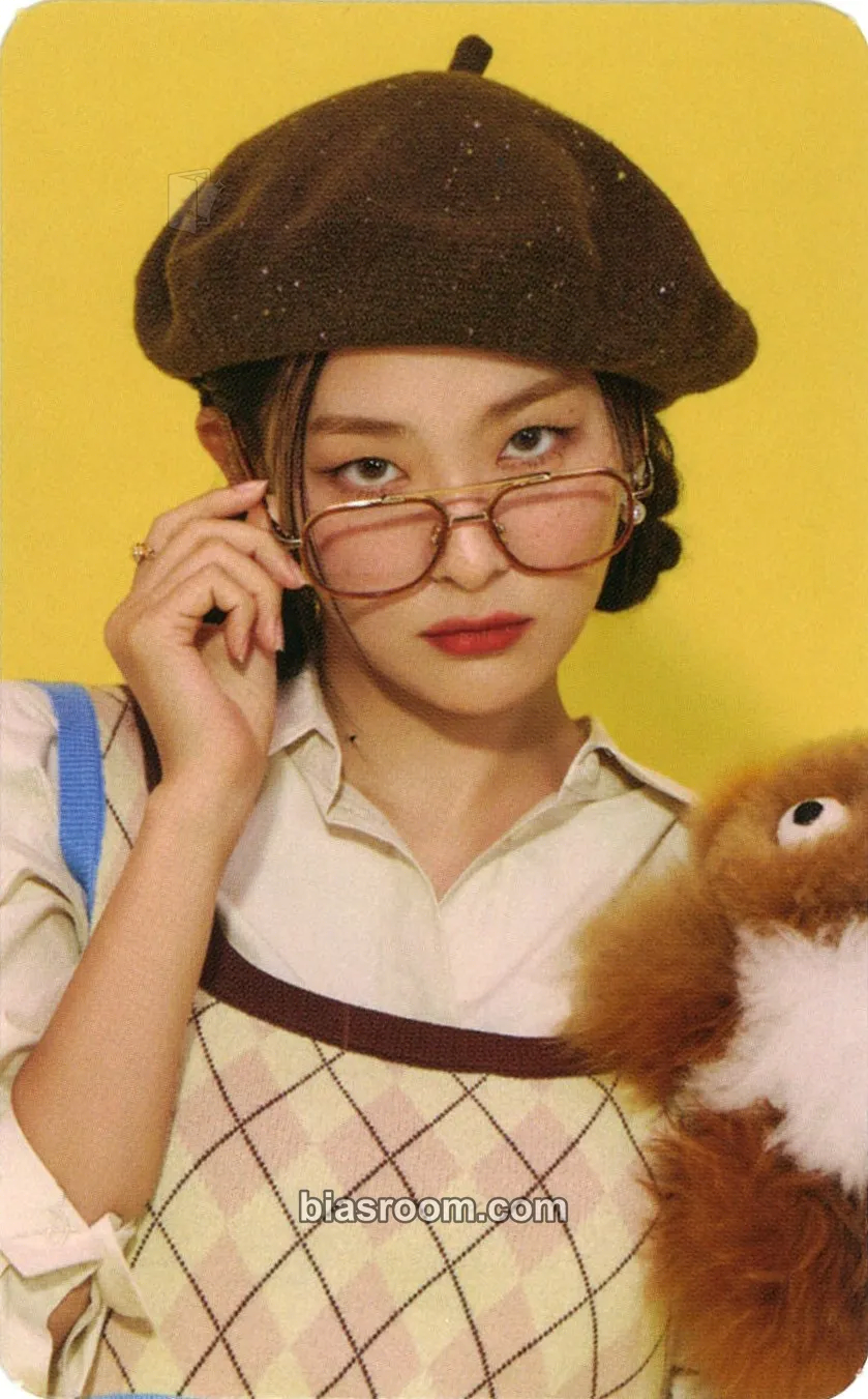 Seulgi 2023 Season's Greetings Photocard - Red Velvet - Red Velvet K-pop photocard