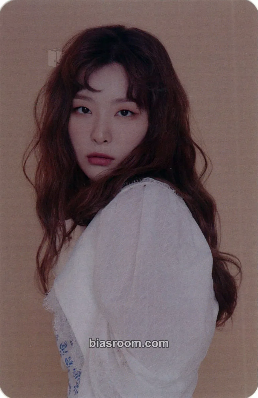 Seulgi 2022 Season's Greetings Photocard - Red Velvet - Red Velvet K-pop photocard