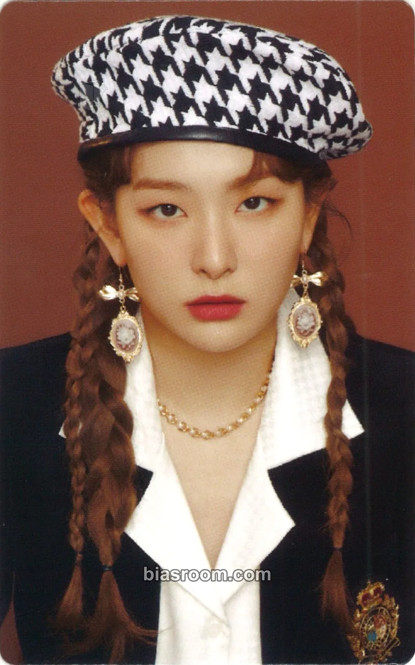 Seulgi 2022 Season's Greetings Photocard - Red Velvet - Red Velvet K-pop photocard