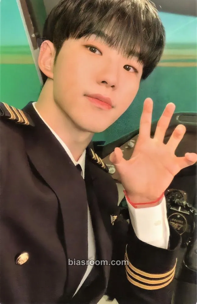 Hoshi 5th Global Membership Kit - 2020 Photocard - SEVENTEEN - SEVENTEEN K-pop photocard
