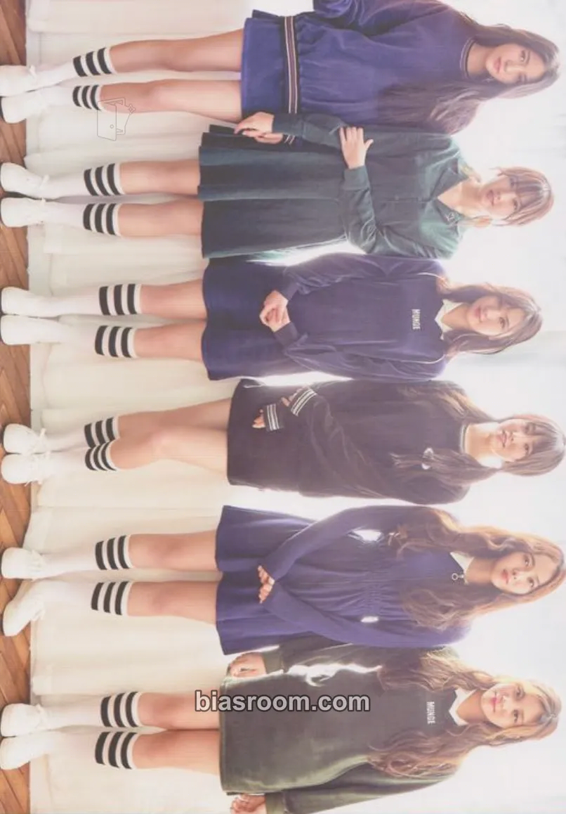 2018 Season's Greetings Photocard - GFRIEND - GFRIEND K-pop photocard