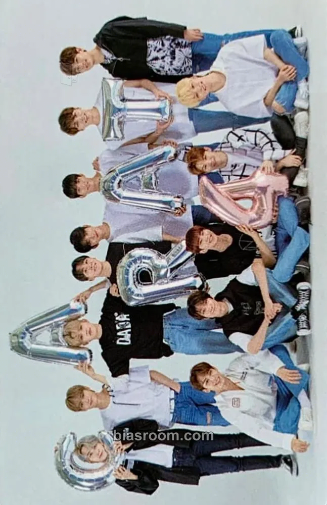 4th Global Membership Kit - 2019 Photocard - SEVENTEEN - SEVENTEEN K-pop photocard