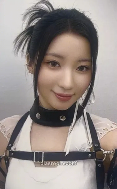 Asa BABYMONS7ER Photocard - BABYMONSTER - BABYMONSTER K-pop photocard