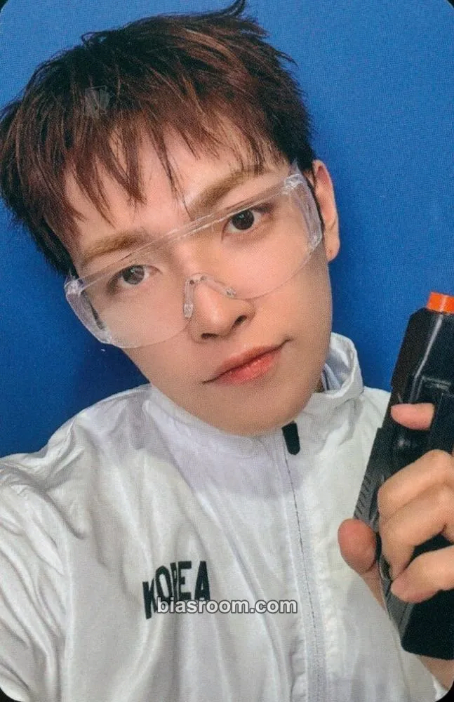 Hongjoong GOLDEN HOUR : Part.4 Photocard - ATEEZ - ATEEZ K-pop photocard