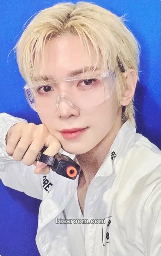 Yeosang GOLDEN HOUR : Part.4 Photocard - ATEEZ - ATEEZ K-pop photocard