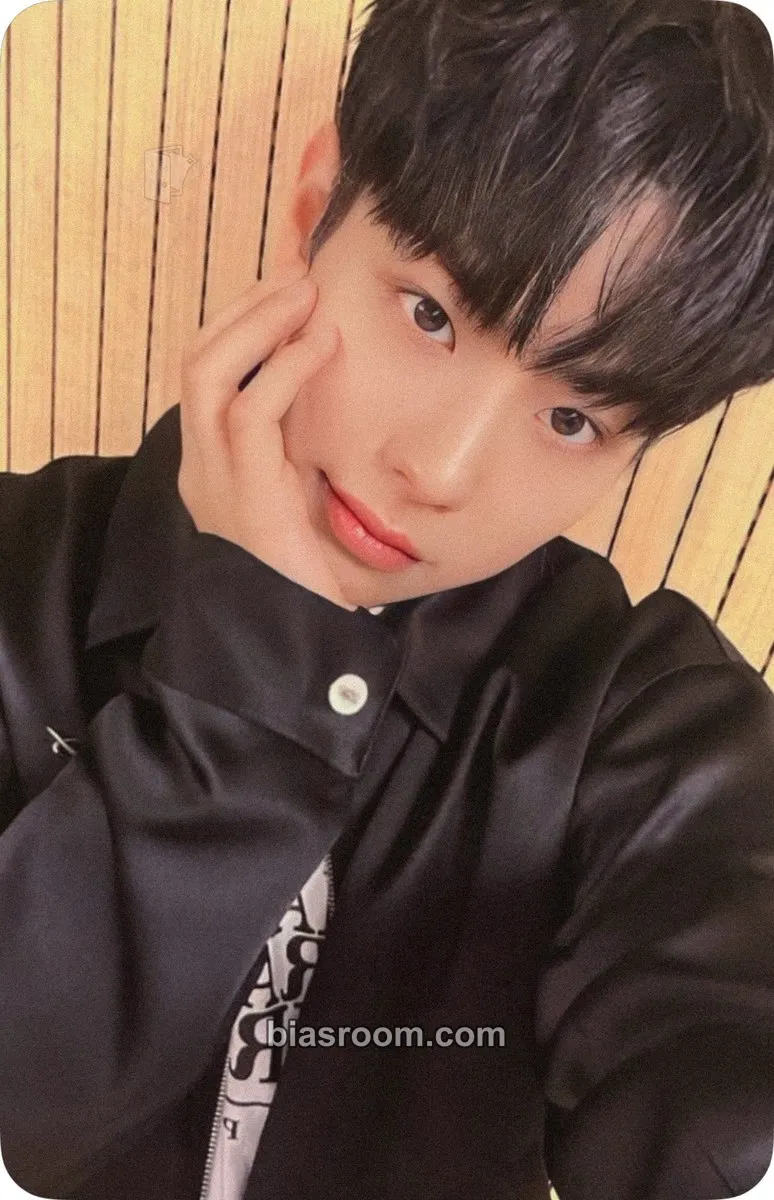 Keita Target: ME Photocard - EVNNE - EVNNE K-pop photocard