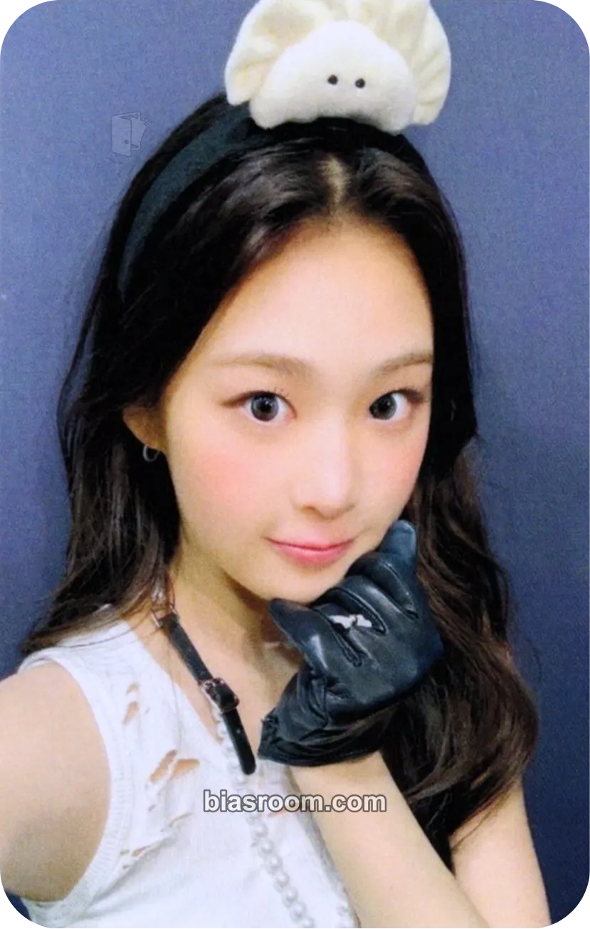 Beni After Cry Photocard - Baby DONT Cry - Baby DONT Cry K-pop photocard