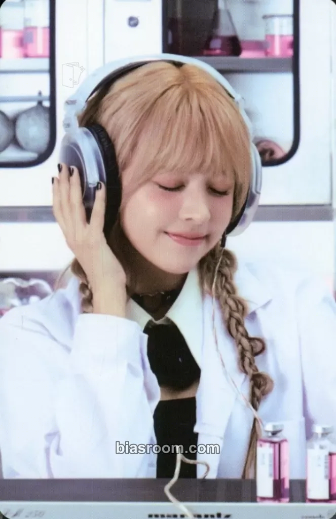 Lily NMIXX CHANGE UP : MIXX LAB Photocard - NMIXX - NMIXX K-pop photocard