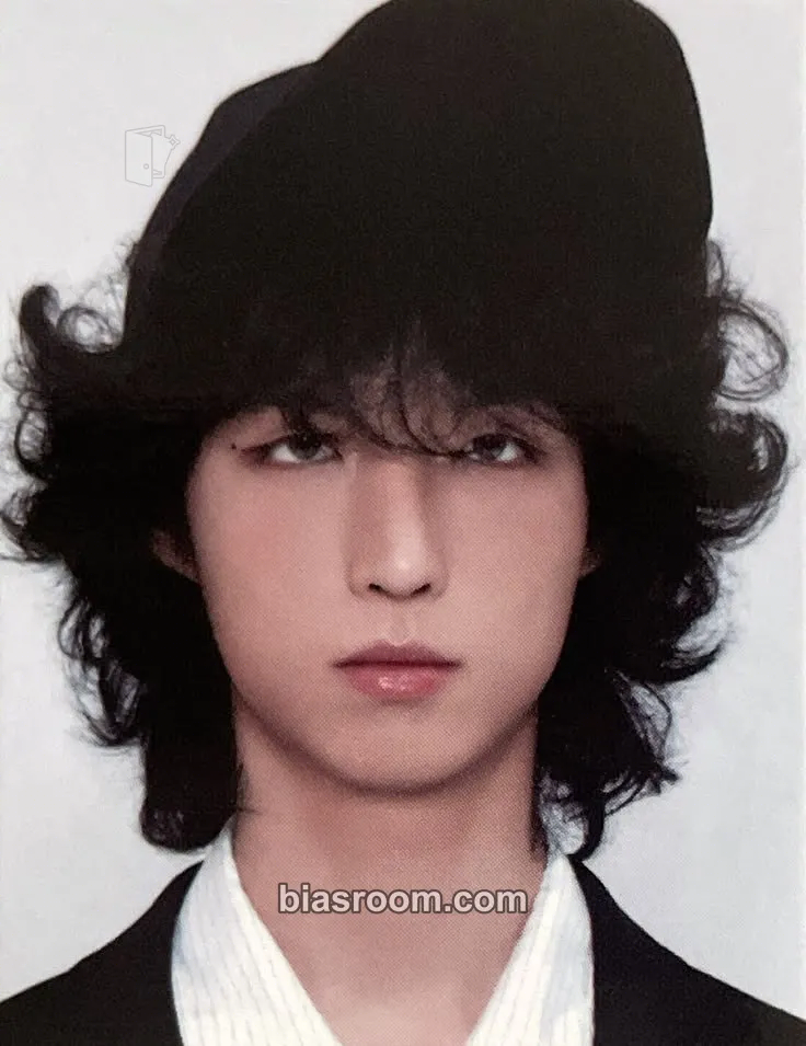 Jun Han 2026 Season's Greetings - SUPER NORMAL Photocard - Xdinary Heroes - Xdinary Heroes K-pop photocard